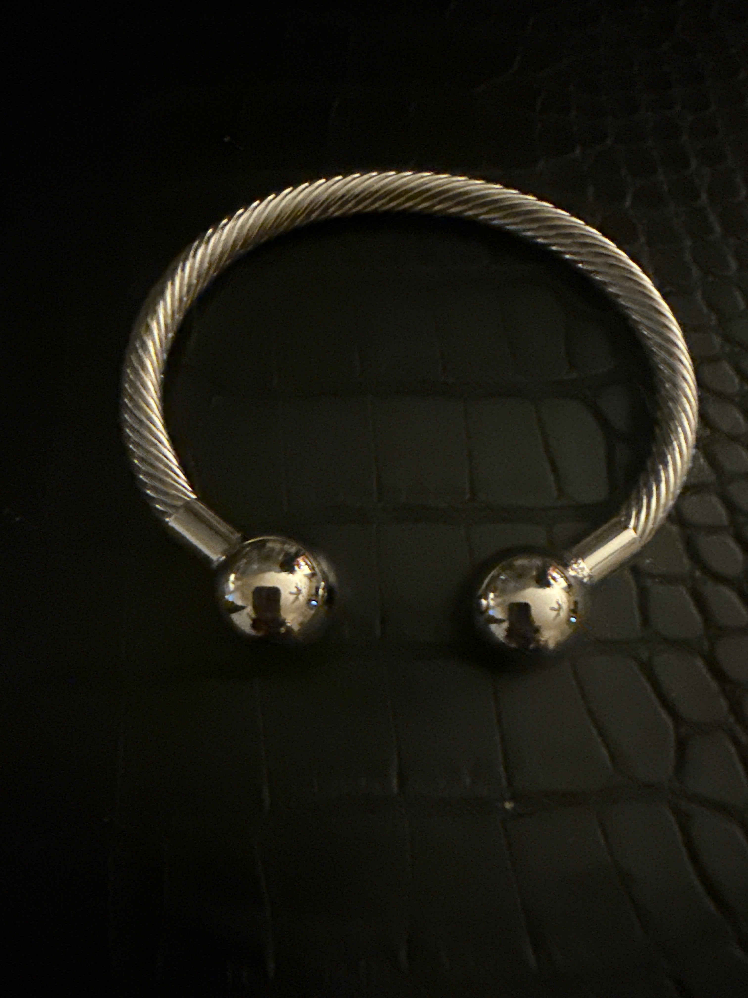 Stainless steel bracelet