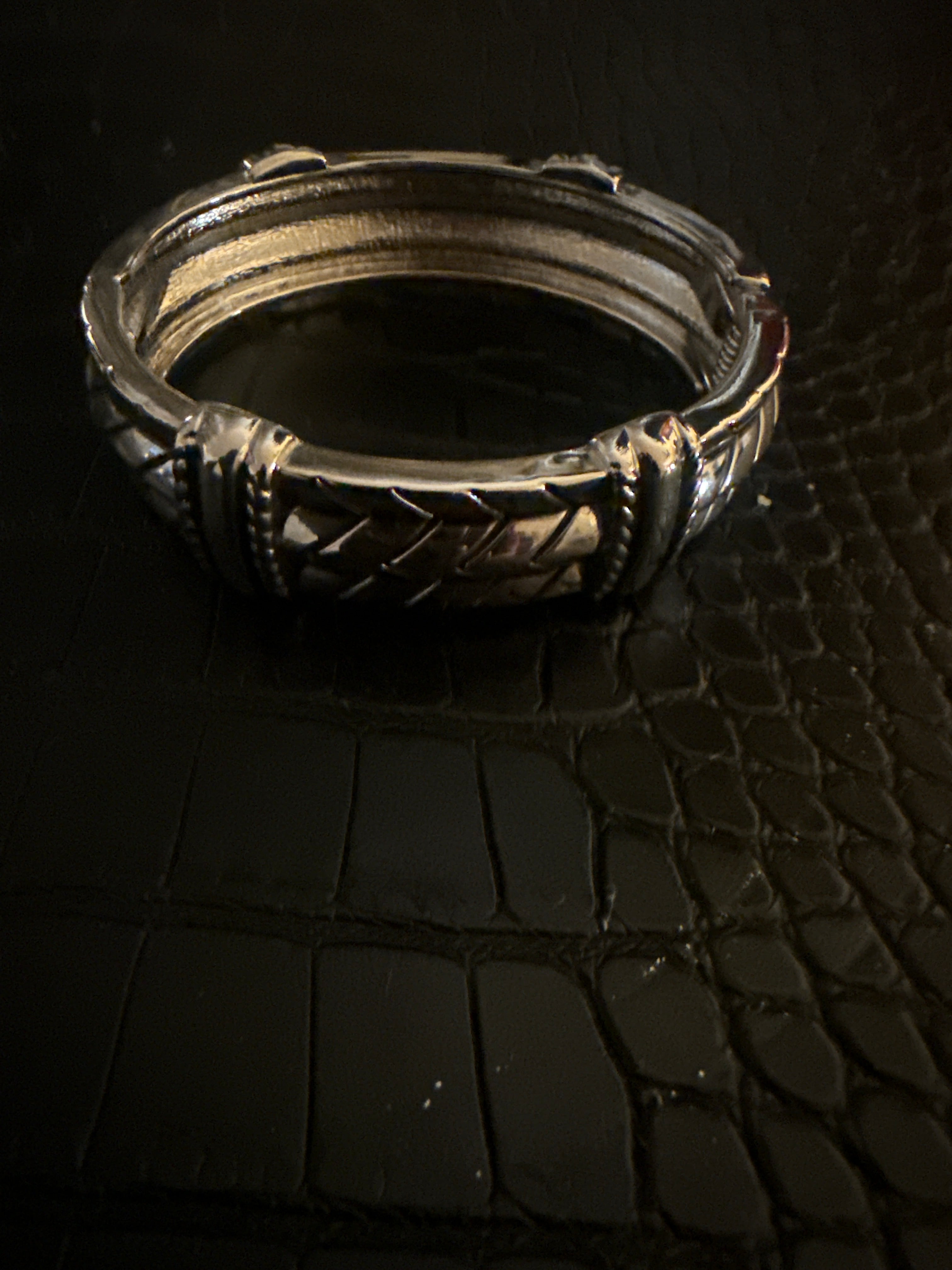 Ryder wide metal bangle